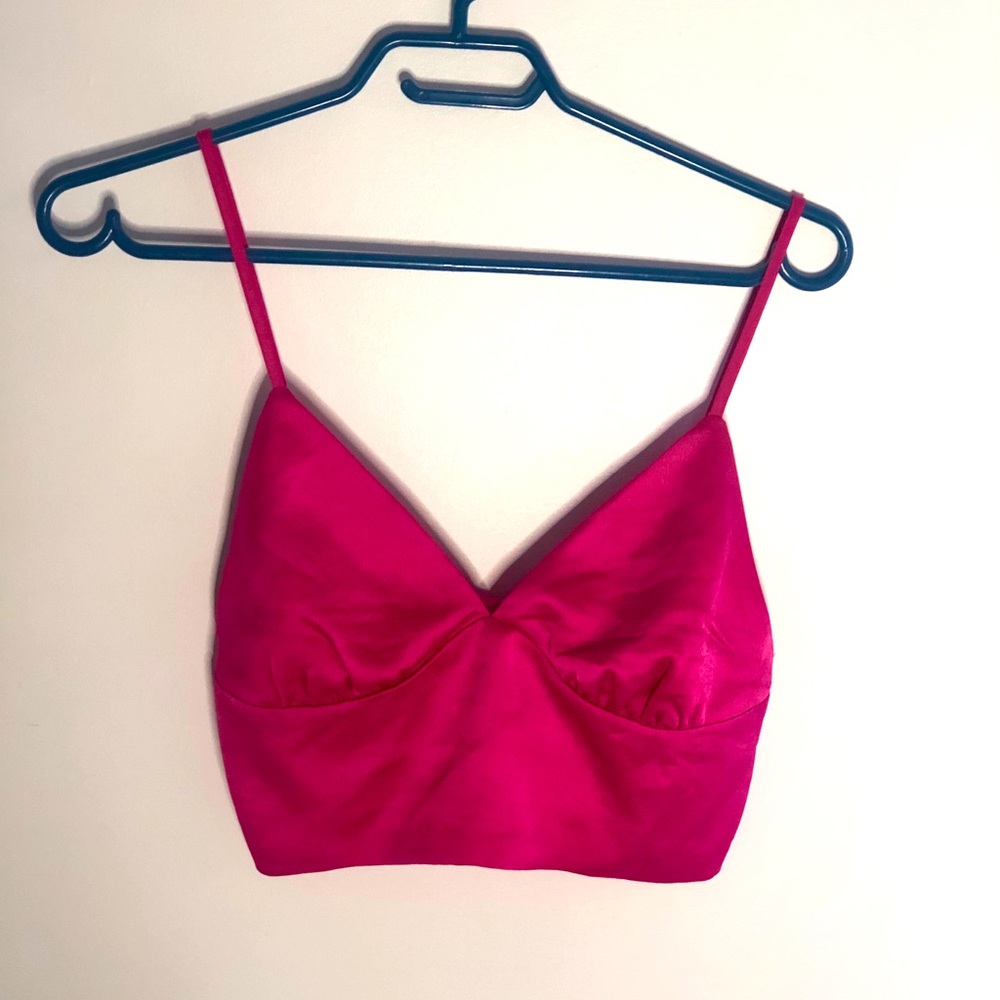 CUTE TOP